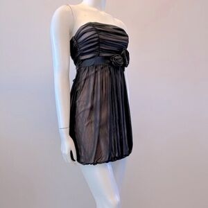 RUBY ROX strapless bubble party mini dress. Lined. Padding in bust. EEUC.